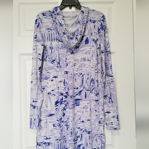 Lilly Pulitzer UPF 50 Ryile Cover Up Hoodied Dress - Picture 16 of 16